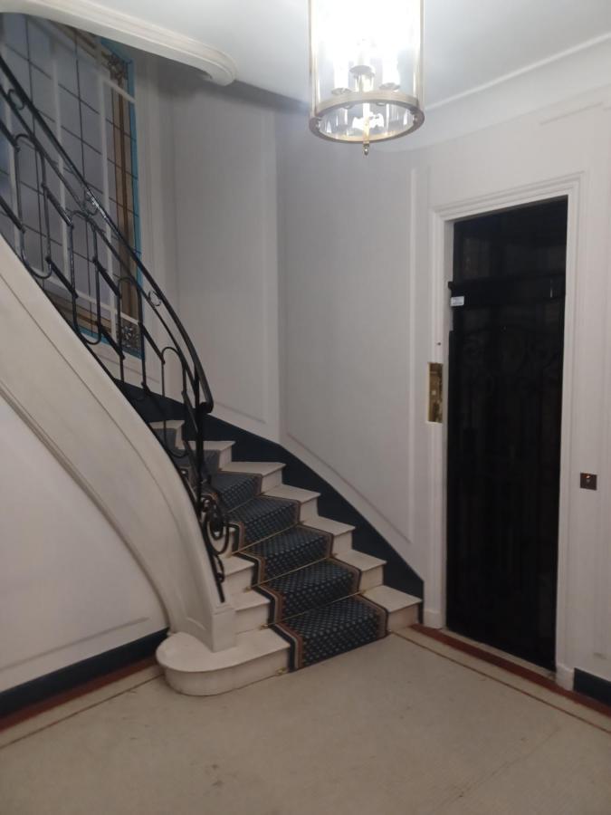 Toureifelchampselysee Appartement Parijs