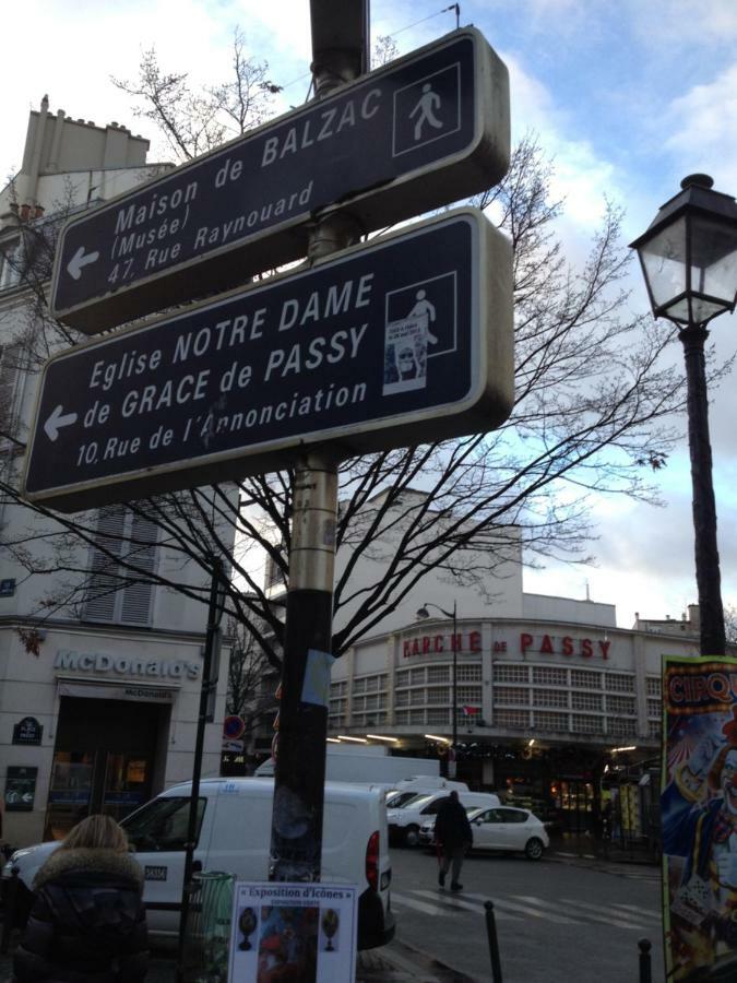 Toureifelchampselysee Parijs